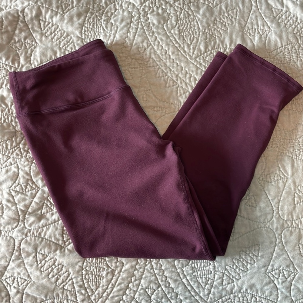 Fabletics PowerHold cropped leggings - size S